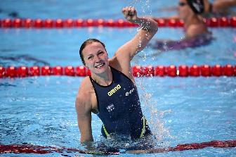 1438613486085_482751012-swedens-sarah-sjostrom-celebrates-as-she-won-gettyimages.jpg