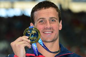 1438874999031_483144090-usas-ryan-lochte-poses-with-his-gold-medal-gettyimages.jpg