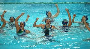 1438978449308_483334590-italy-players-celebrate-victory-in-the-gettyimages.jpg